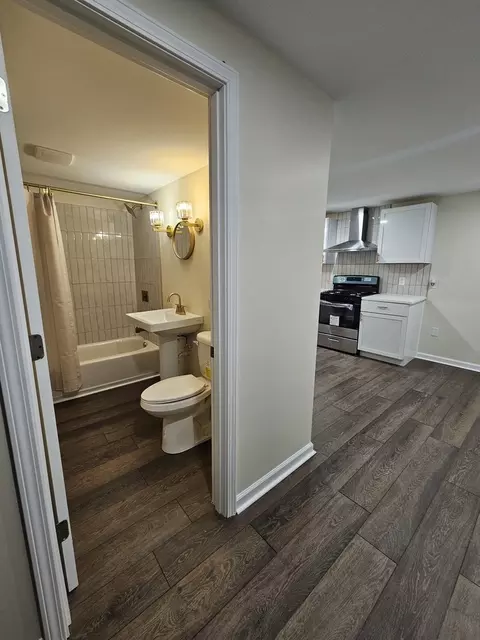 322 E Sunset Pl, Dekalb, IL 60115 photo 6