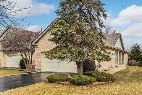 7705 Bristol Park Dr, Tinley Park, IL 60477
