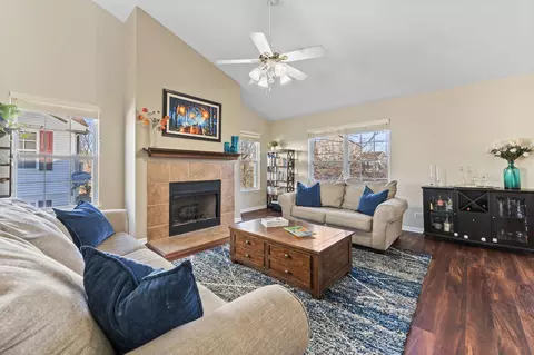 361 Emerald Ln #361, Algonquin, IL 60102 photo 4