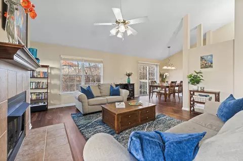 361 Emerald Ln #361, Algonquin, IL 60102 photo 7