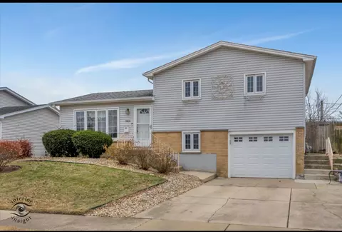 5801 Victoria Dr, Oak Forest, IL 60452