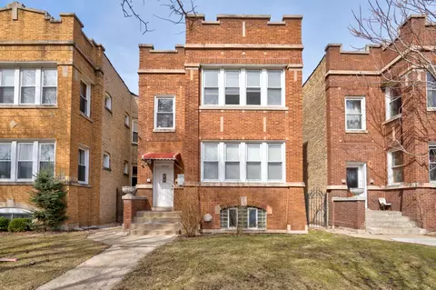 4820 W George St, Chicago, IL 60641