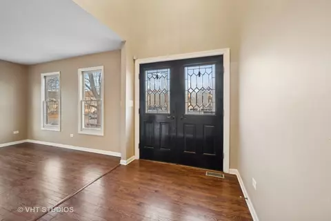 1300 Umbdenstock Rd, Elgin, IL 60123 photo 3