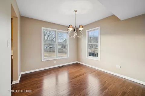 1300 Umbdenstock Rd, Elgin, IL 60123 photo 6