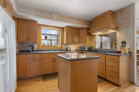 Kitchen - 751 Scott Dr, Elgin, IL 60123 photo 1 of 4