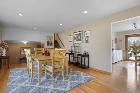 Dining - 751 Scott Dr, Elgin, IL 60123 photo 2 of 4