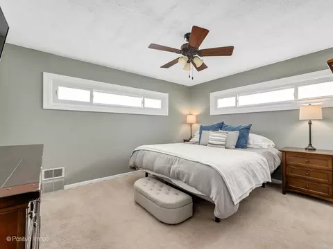 Bedroom - 7225 Central Ave, Burr Ridge, IL 60527 photo 1 of 1