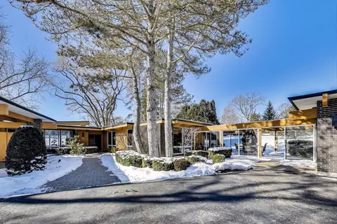 4277 Hilltop Rd, Long Grove, IL 60047