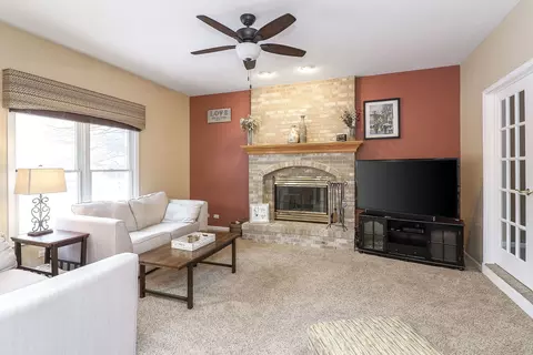 2380 Avalon Ct, Aurora, IL 60503 photo 13