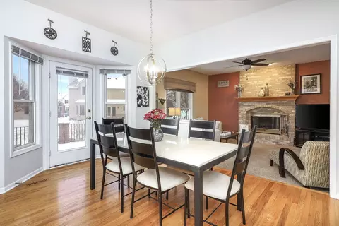 2380 Avalon Ct, Aurora, IL 60503 photo 12