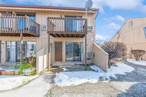 54 Vail Colony #6, Fox Lake, IL 60020