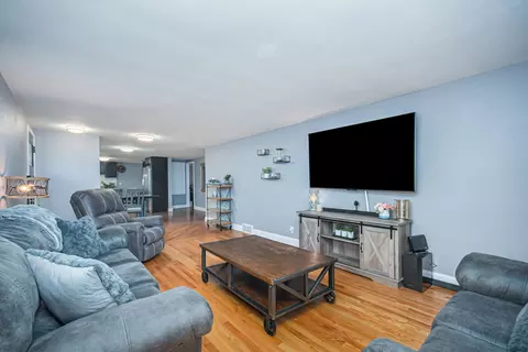 14827 S Bartlett Ave, Plainfield, IL 60544 photo 3