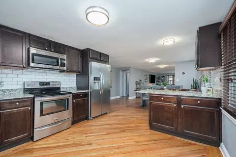 14827 S Bartlett Ave, Plainfield, IL 60544 photo 5