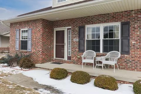 1641 Belclare Rd, Normal, IL 61761 photo 3