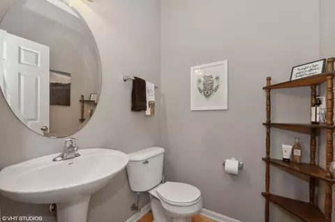 3126 Valley Falls St, Elgin, IL 60124 photo 7
