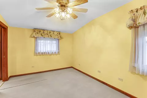 Bedroom - 3222 Ann St, Lansing, IL 60438 photo 5 of 5