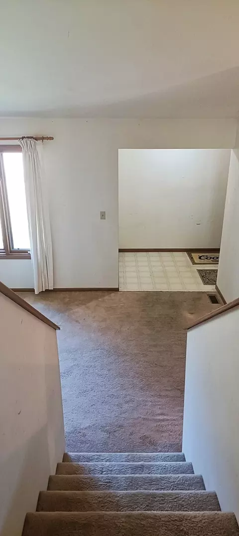 Other - 720 Cheyenne Ln, Elgin, IL 60123 photo 4 of 14