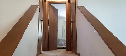 Entry Way - 720 Cheyenne Ln, Elgin, IL 60123 photo 2 of 2