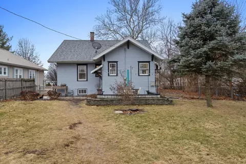 Exterior - 307 E Griggs St, Mansfield, IL 61854 photo 3 of 7