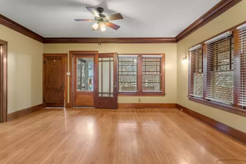 Living - 307 E Griggs St, Mansfield, IL 61854 photo 2 of 4