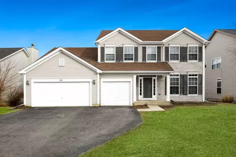 691 Manhattan Cir, Oswego, IL 60543