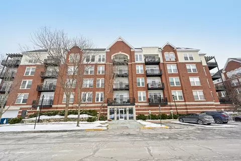 7757 Van Buren St #514, Forest Park, IL 60130