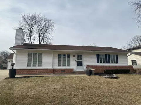 936 Victoria Ln, Elk Grove Village, IL 60007