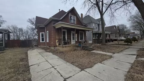216 Lasalle St, Streator, IL 61364