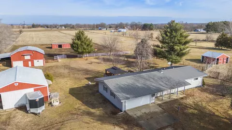13338 Townline Rd, Green Valley, IL 61534