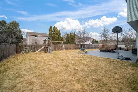 Exterior - 3304 Stonebridge Dr, Bloomington, IL 61704 photo 3 of 5