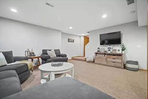 Other - 3304 Stonebridge Dr, Bloomington, IL 61704 photo 10 of 16
