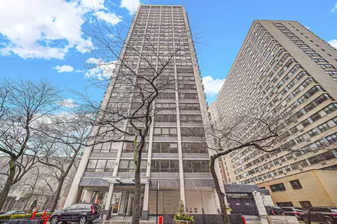 222 E Pearson St #603, Chicago, IL 60611