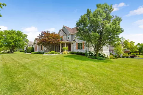 39 W781 Henry David Thoreau Pl, Campton Hills, IL 60175