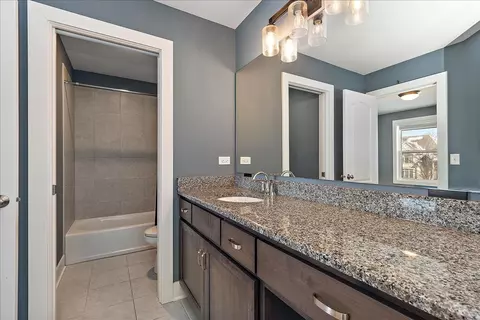 Bath - 25111 Island Dr, Plainfield, IL 60544 photo 7 of 7