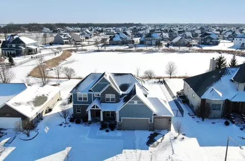 View/Area - 25111 Island Dr, Plainfield, IL 60544 photo 1 of 10