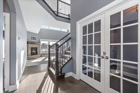 Entry Way - 25111 Island Dr, Plainfield, IL 60544 photo 2 of 5