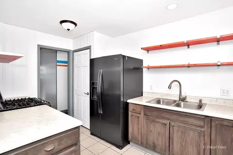 Kitchen - 1115 Manhatas Trl, Algonquin, IL 60102 photo 1 of 2