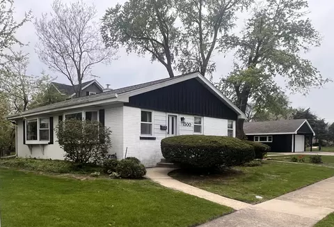 Exterior - 1500 N Hillside Ave, Berkeley, IL 60163 photo 2 of 3