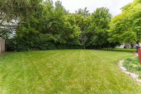 Exterior - 448 W Hillcrest Dr, Dekalb, IL 60115 photo 6 of 13