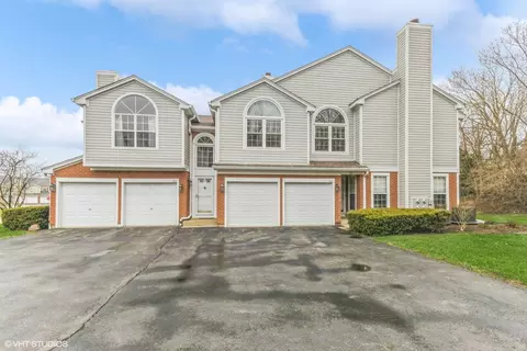 814 Kalamazoo Cir, Vernon Hills, IL 60061