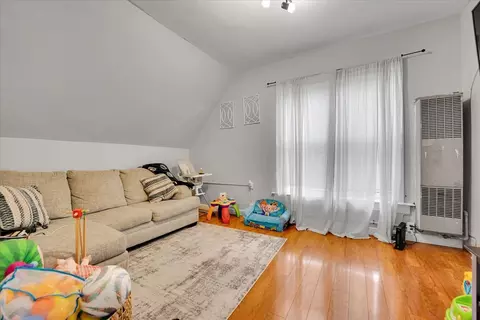 206 Ann St, Elgin, IL 60120 photo 17