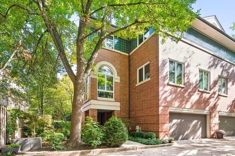 2701 N Greenview Ave #A, Chicago, IL 60614