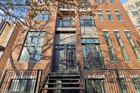 1530 W Haddon St #2E, Chicago, IL 60622