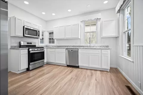 108 W Main St, Danvers, IL 61732 photo 8