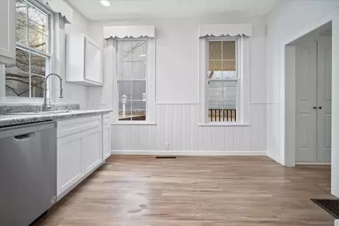 108 W Main St, Danvers, IL 61732 photo 7