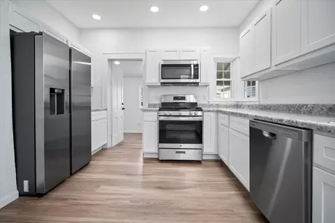 108 W Main St, Danvers, IL 61732 photo 9