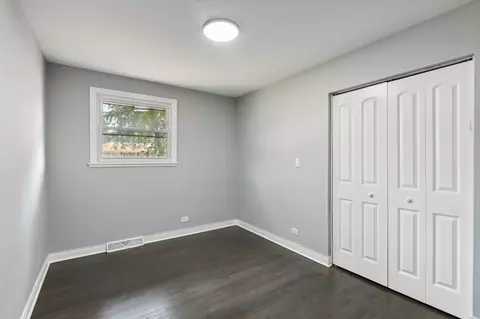 Bedroom - 3316 Oak St, Hazel Crest, IL 60429 photo 1 of 6