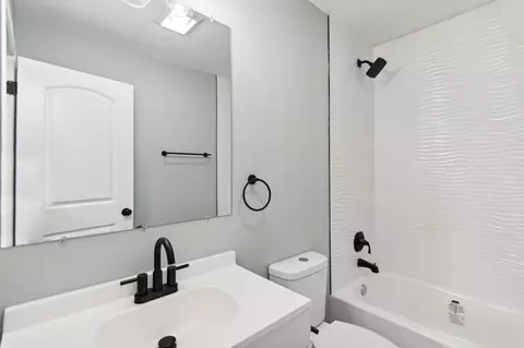 Bath - 3316 Oak St, Hazel Crest, IL 60429 photo 1 of 2