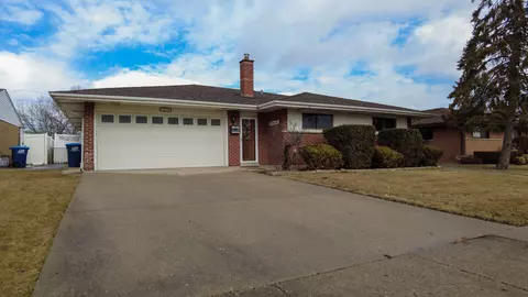 524 Lance Dr, Des Plaines, IL 60016