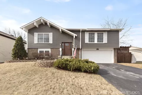 172 Tilden Ln, Bolingbrook, IL 60440